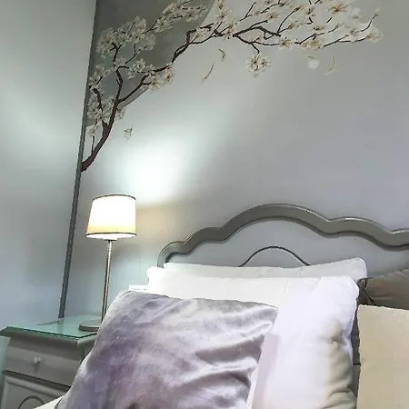 Deluxe From In كاليتا ذي فوستي